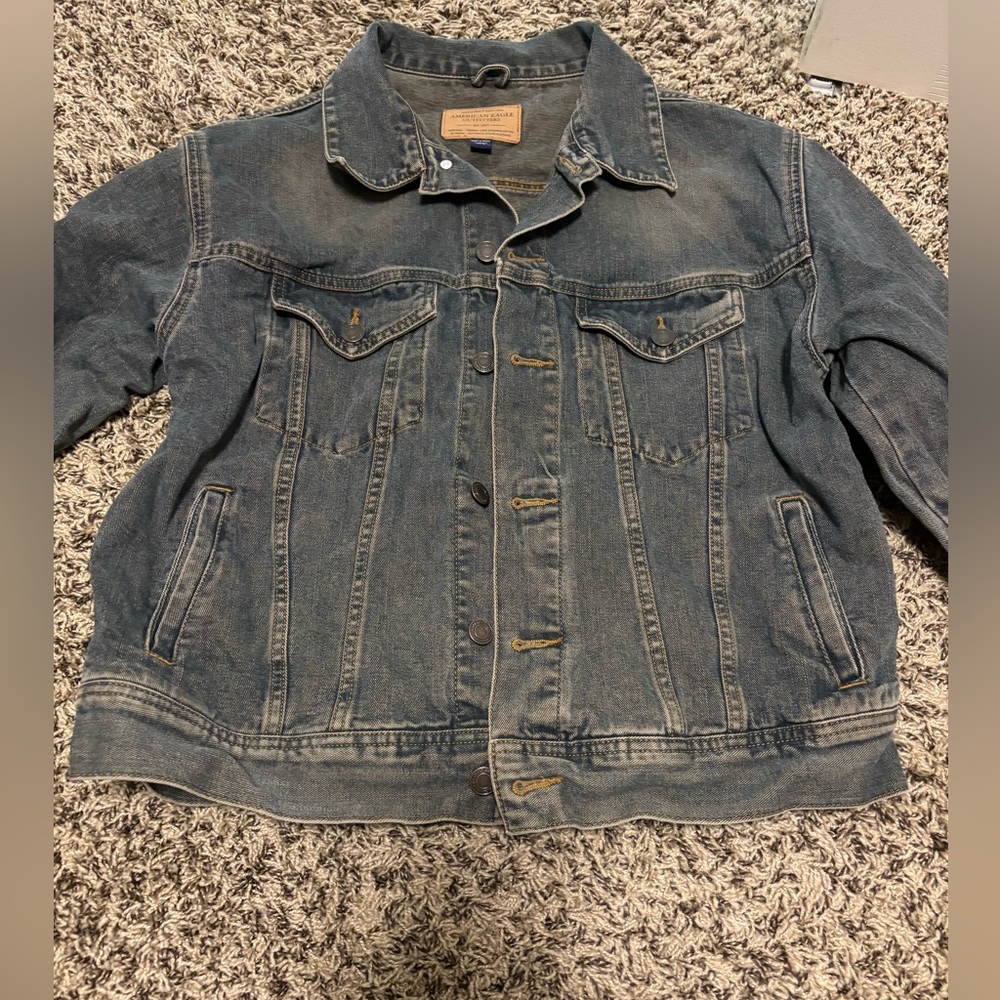 American Eagle Trucker Denim Jacket Medium